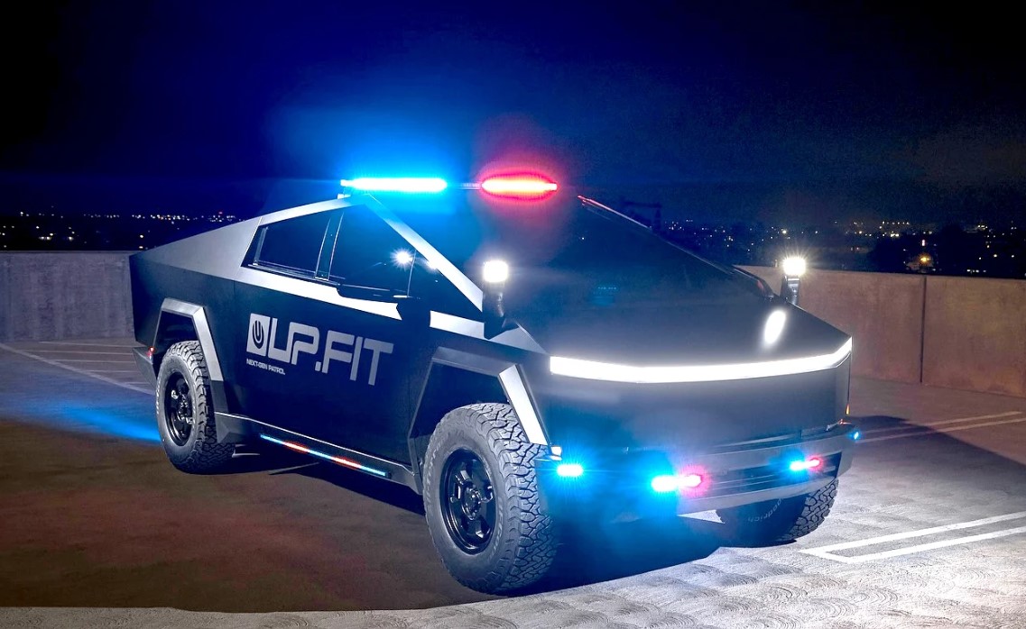 Cyberpunk für die Polizei: Tesla Cybertruck wird zum Streifenwagen ...